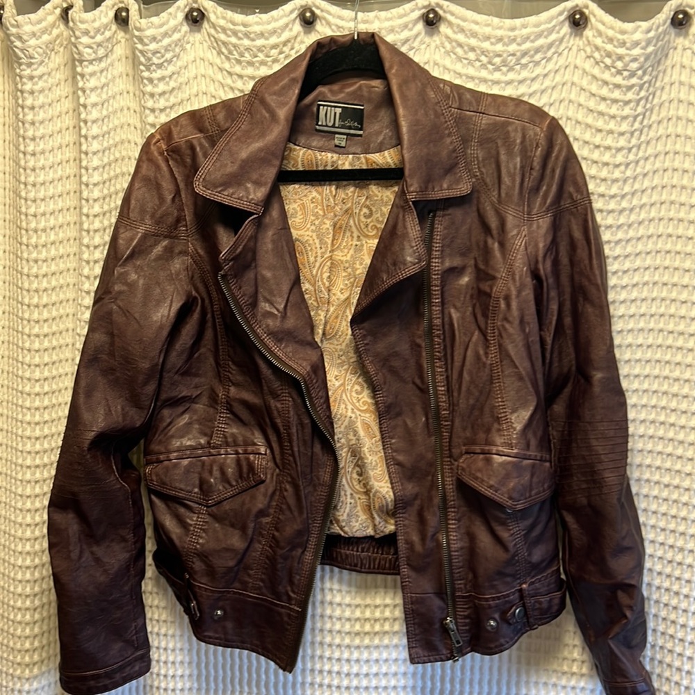 Brown Leather Jacket Size Medium - image 1